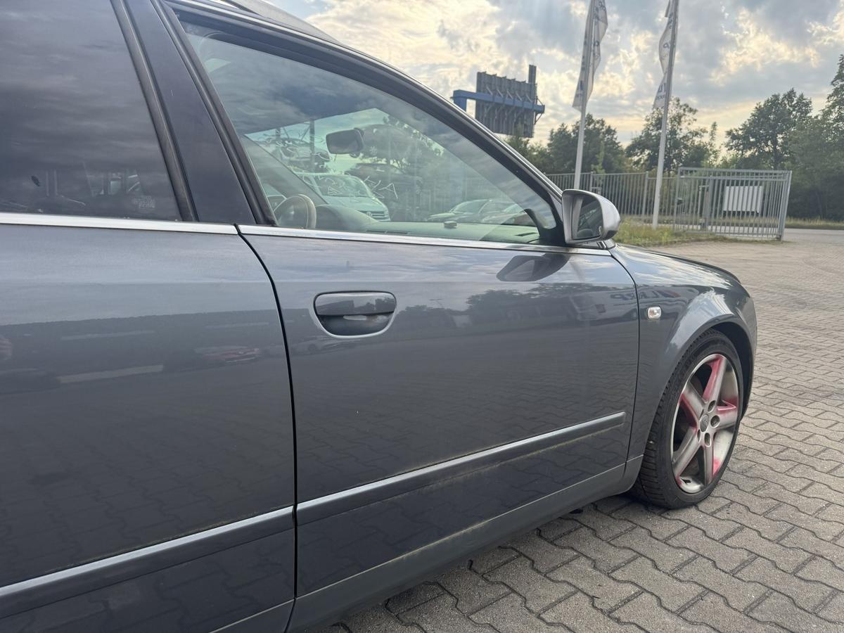 Audi A4 8E original T&uuml;r vorn rechts LX7Z Delfingrau Metallic 5-T&uuml;rer Rohbau Bj.2002